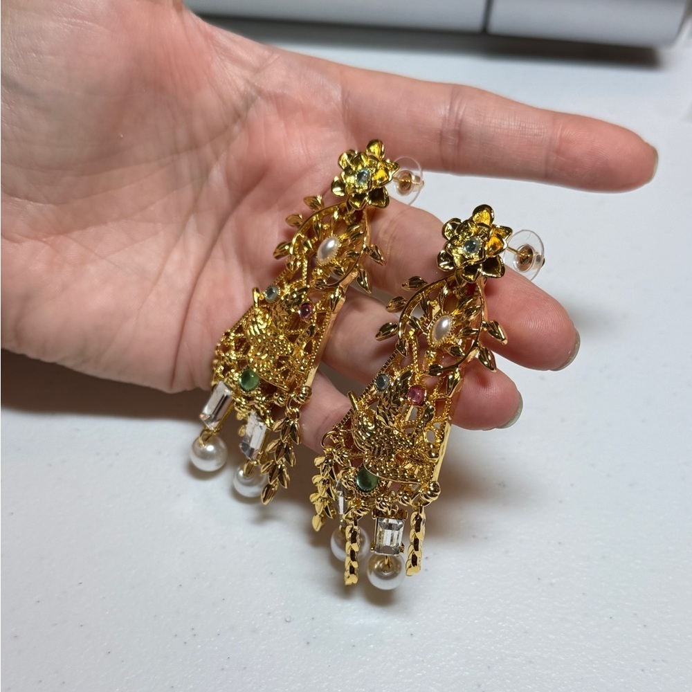 Elegant Gold Dangle Earrings - Picture 3 of 5